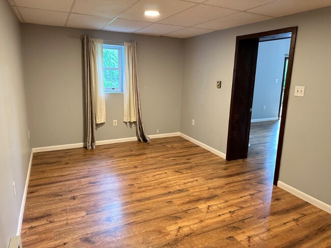 Building Photo - 31 Sunrise Terrace