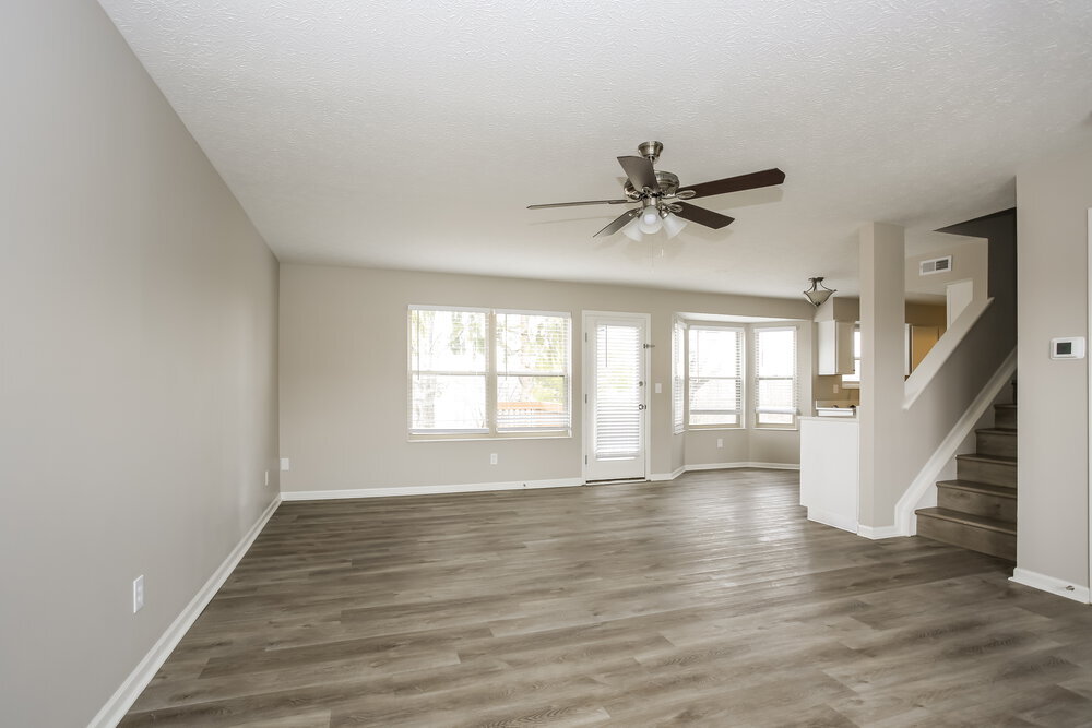Building Photo - 5774 Oyster Bay Way