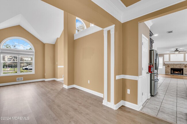 Building Photo - 1562 Priscilla Ct