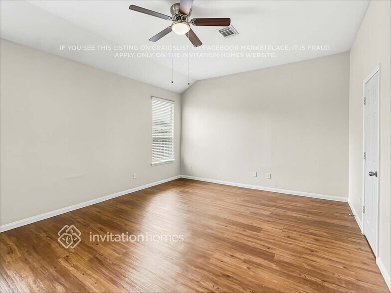 Building Photo - 3807 Liberty Square Trail