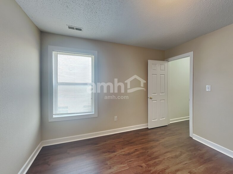Building Photo - 11065 Cool Winds Way