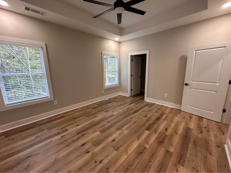 Building Photo - 7280 Franklin Way