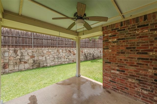 Building Photo - 8626 Davis Dr