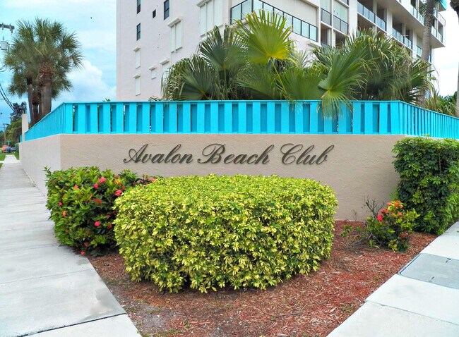 Building Photo - 355 S Ocean Dr