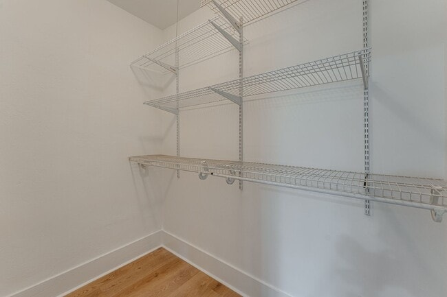 Building Photo - 2 BR 1 BA house for Rent
