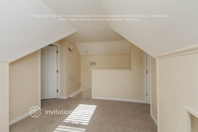 Building Photo - 4100 W 99th Pl