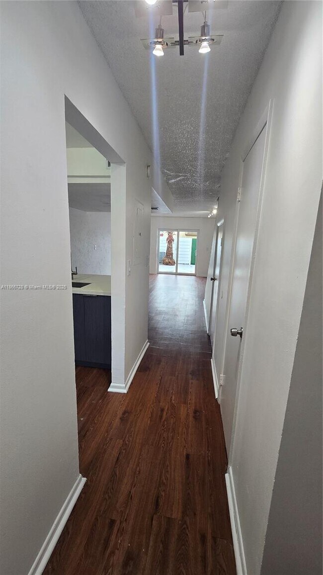 Building Photo - 8060 SW 152nd Ave