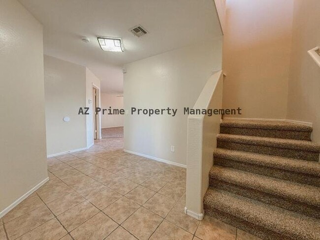 Building Photo - 24016 N Oasis Blvd