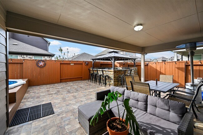 Building Photo - 2110 Artic Loon Dr