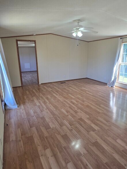 Great room - 7275 Old Madisonville Rd