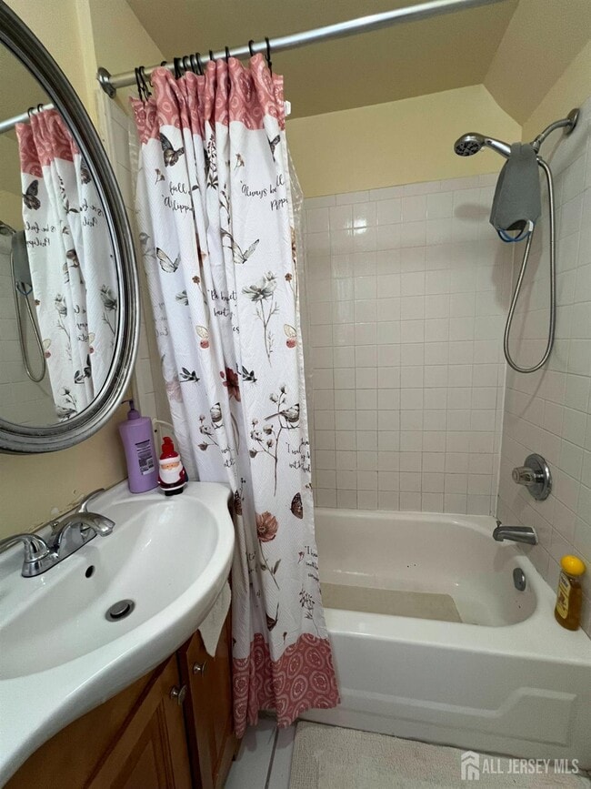 Building Photo - 109 Washington St