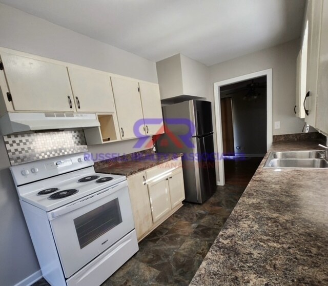 Building Photo - Cute, 3 Bedroom Eastlake Home