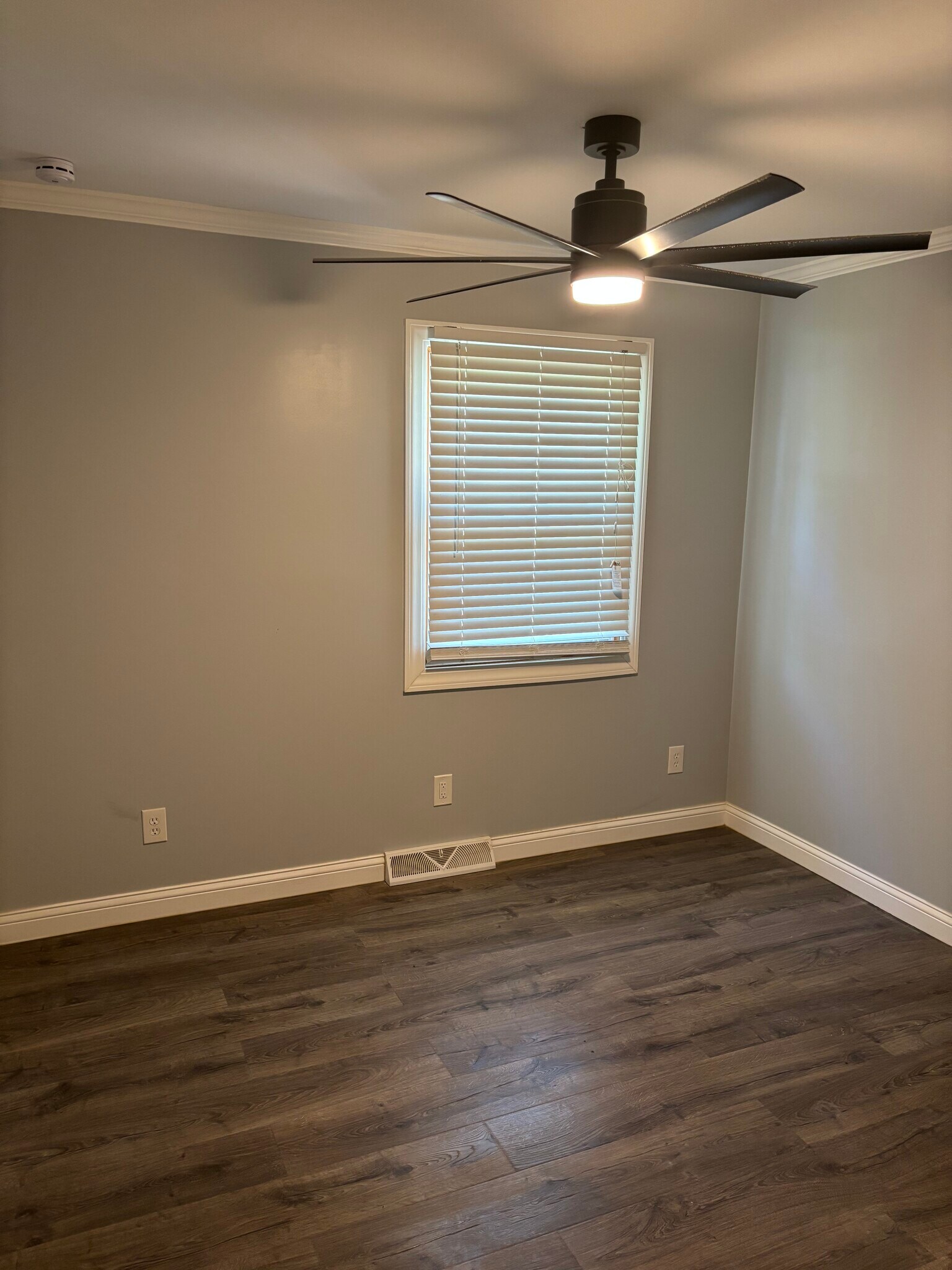 Building Photo - 603 Cherry Street Ct