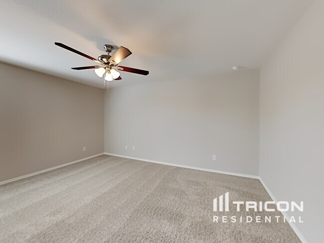Building Photo - 8730 Segura Wy