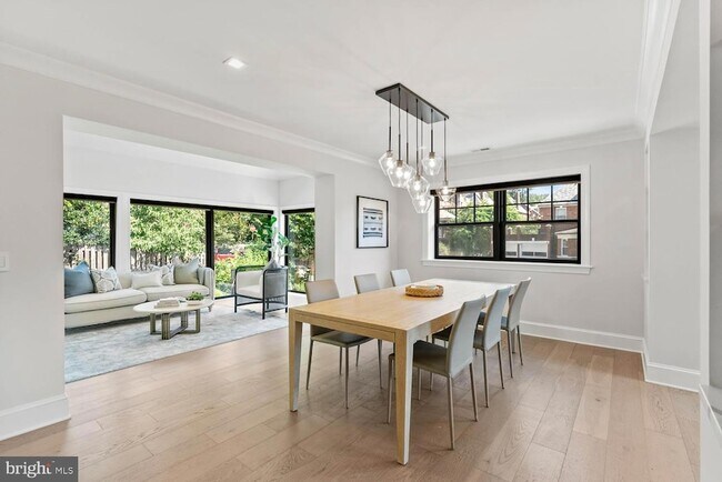 Building Photo - 4628 Blagden Terrace NW