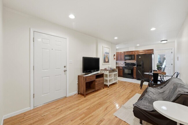 Building Photo - 499 Ocean Ave