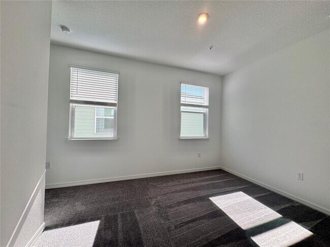 Building Photo - 313 Platform Ln