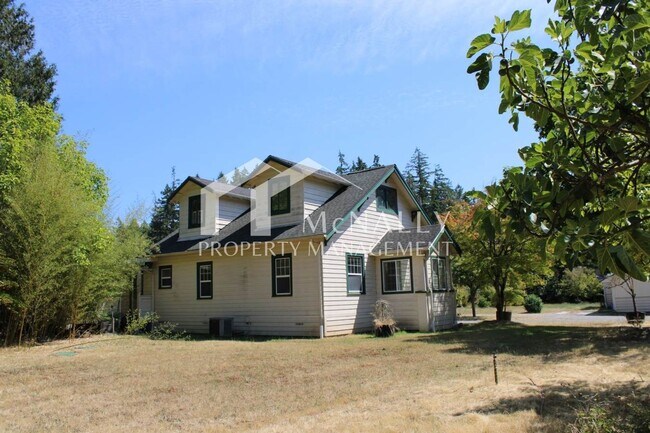 Building Photo - 14317 Peacock Hill Ave