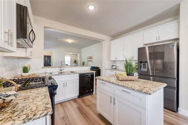 Building Photo - 3017 Bella Lago Dr