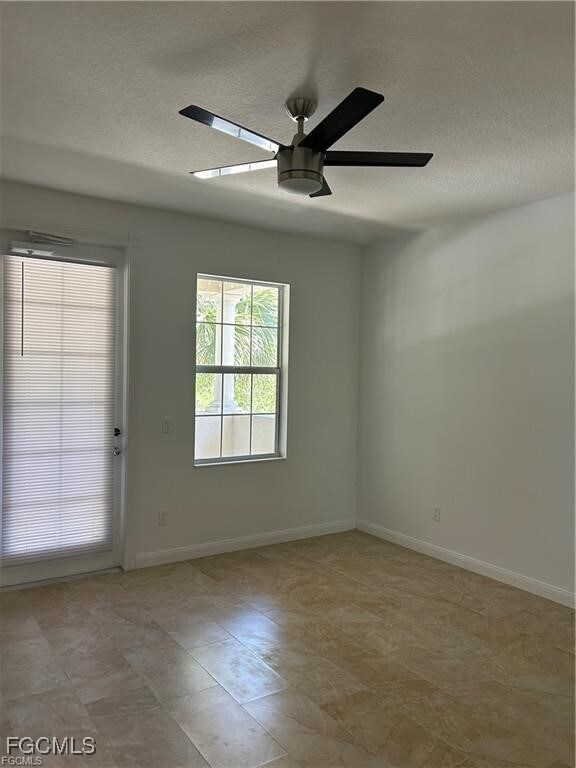 Building Photo - 28262 Villagewalk Cir
