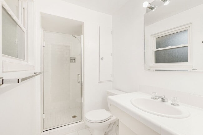 Building Photo - 14841 Densmore Ave N