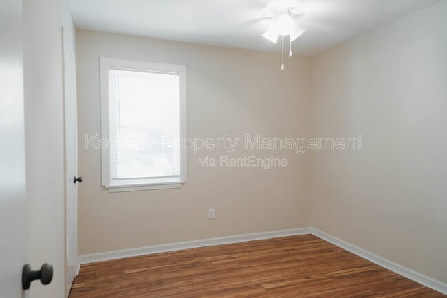 Building Photo - 2841 Pheasant Dr