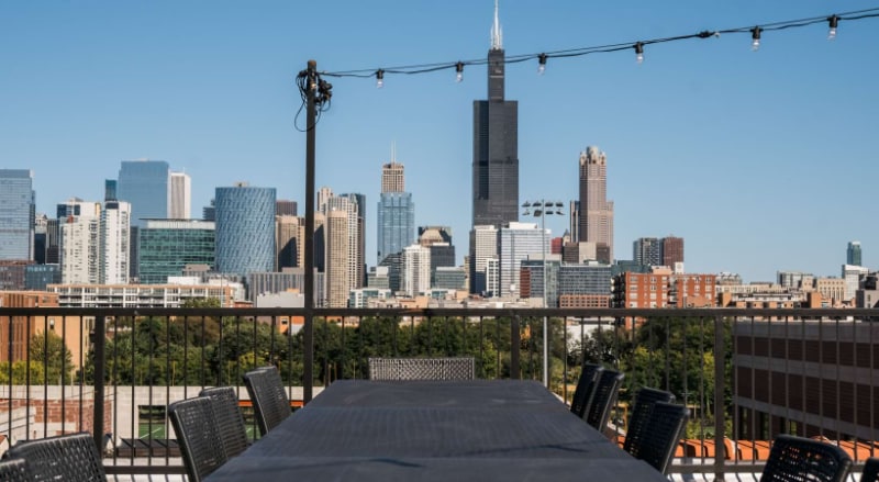 Building Photo - 1513 W Monroe St