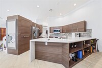 Building Photo - 2994 Oakbrook Dr