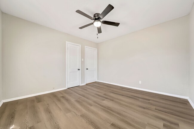 Building Photo - 2619 Nettleton St