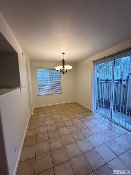 Building Photo - 3843 Dominus Dr