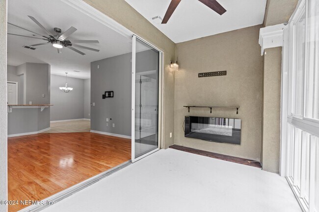 Building Photo - 8601 Beach Blvd
