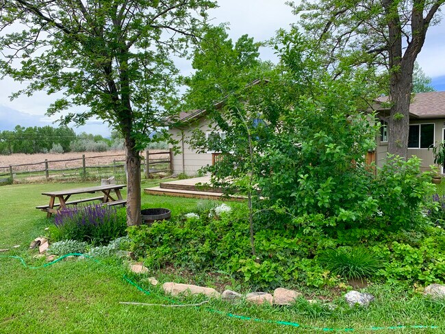 Building Photo - 601 Gutcher Dr
