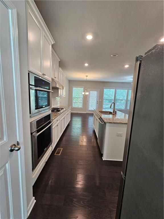 Building Photo - 871 Sunset Park Dr