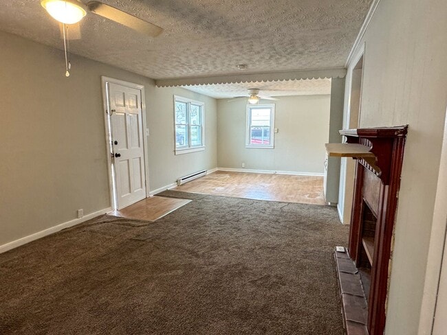 Building Photo - 16207 Lucia Dr