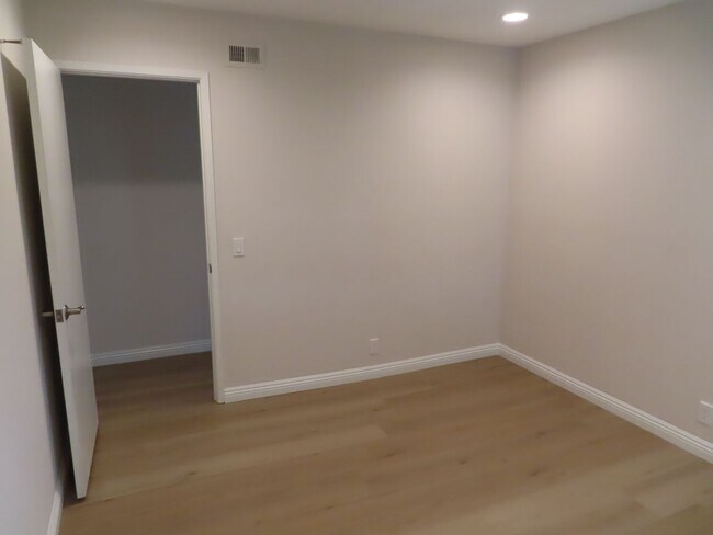 Building Photo - 2160 Leighton Ct