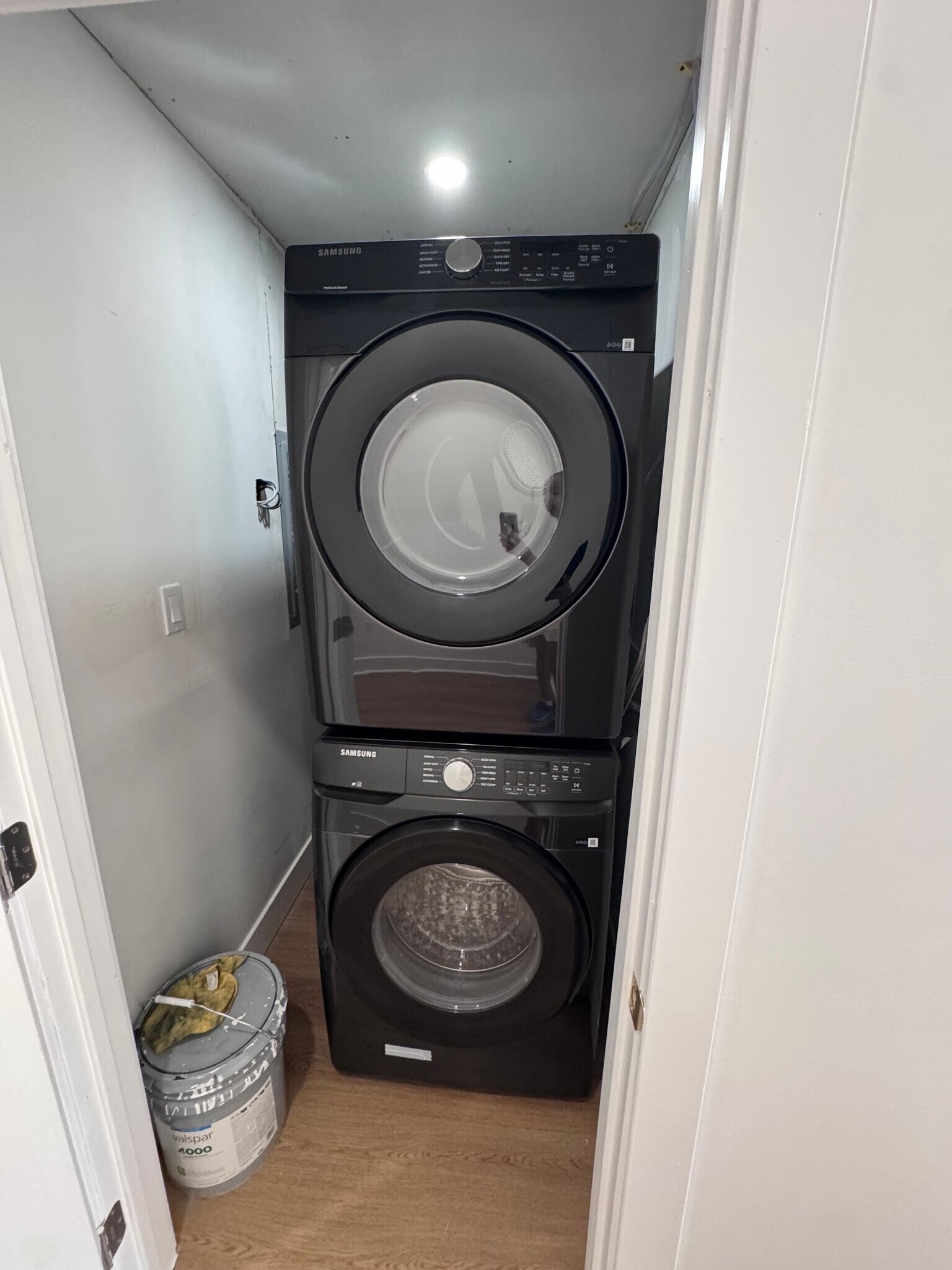 Building Photo - 647 N 16th St