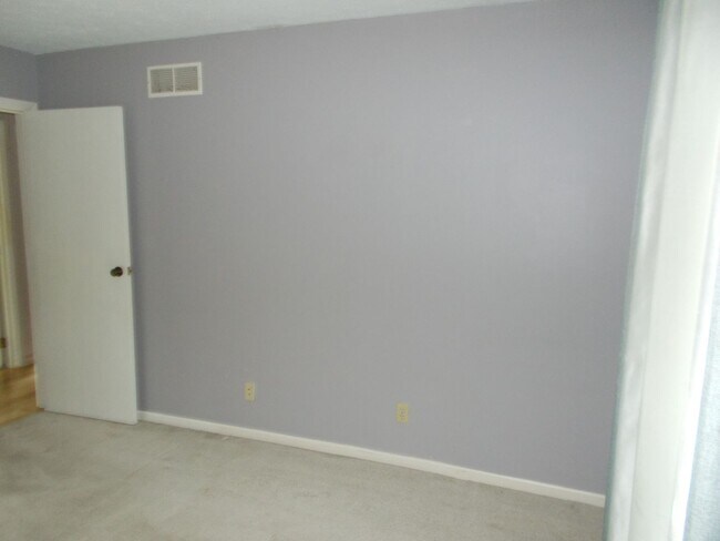 Building Photo - 2250 Autumn Way