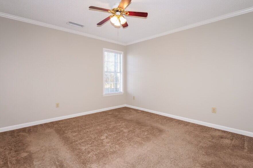 Building Photo - 8421 Trinity Rd