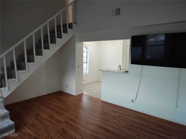 Building Photo - 3602 Gaylord Dr