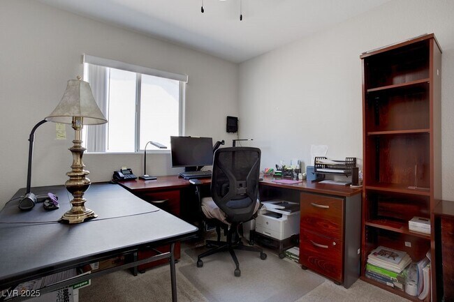 Building Photo - 755 Cam Del Ray