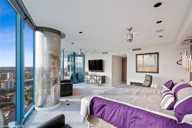 Building Photo - 333 Las Olas Way