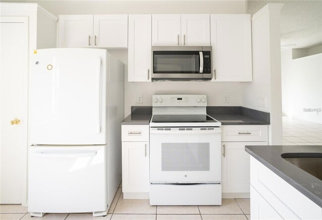 Building Photo - 151 Bluebrook Ct