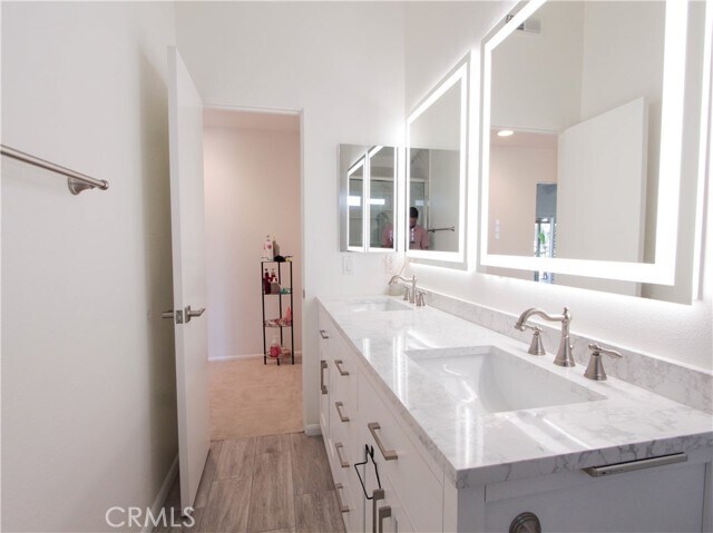 Building Photo - 835 Amigos Way