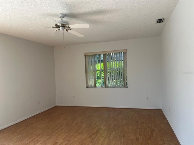 Building Photo - 9528 Knightsbridge Cir