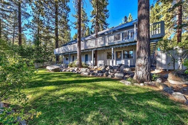 Building Photo - 8862 Minnow Ave