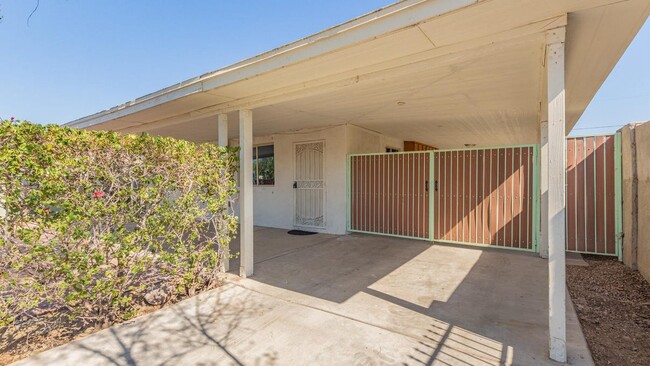 Building Photo - 1429 S 10th Ave