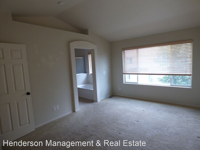 Building Photo - 4 br, 2.5 bath House - 2045 Prairie Hill Dr