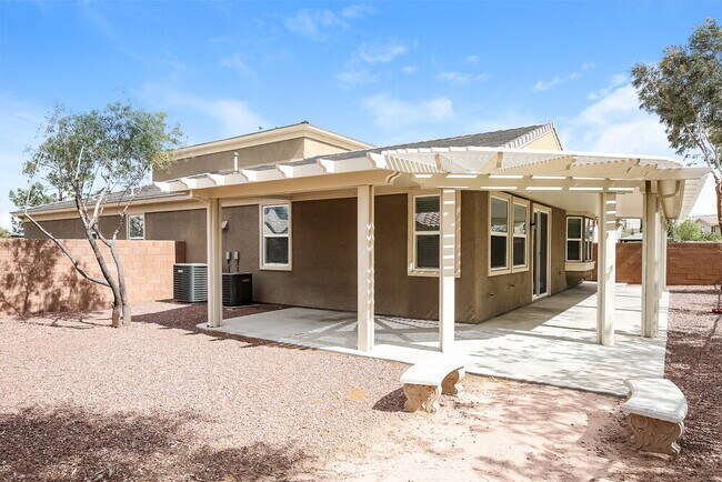 Building Photo - 7157 Weavers Pl