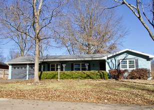 Building Photo - Perfect Balance