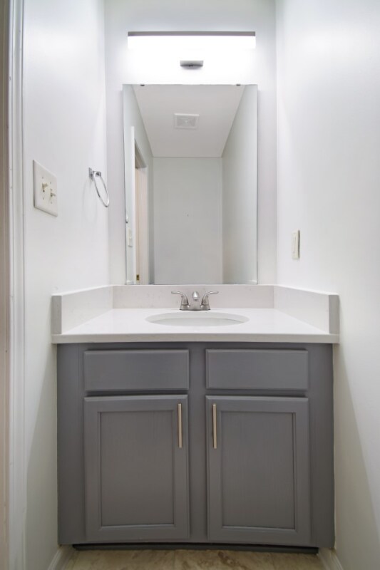 Building Photo - 145 Fountain Springs Rd